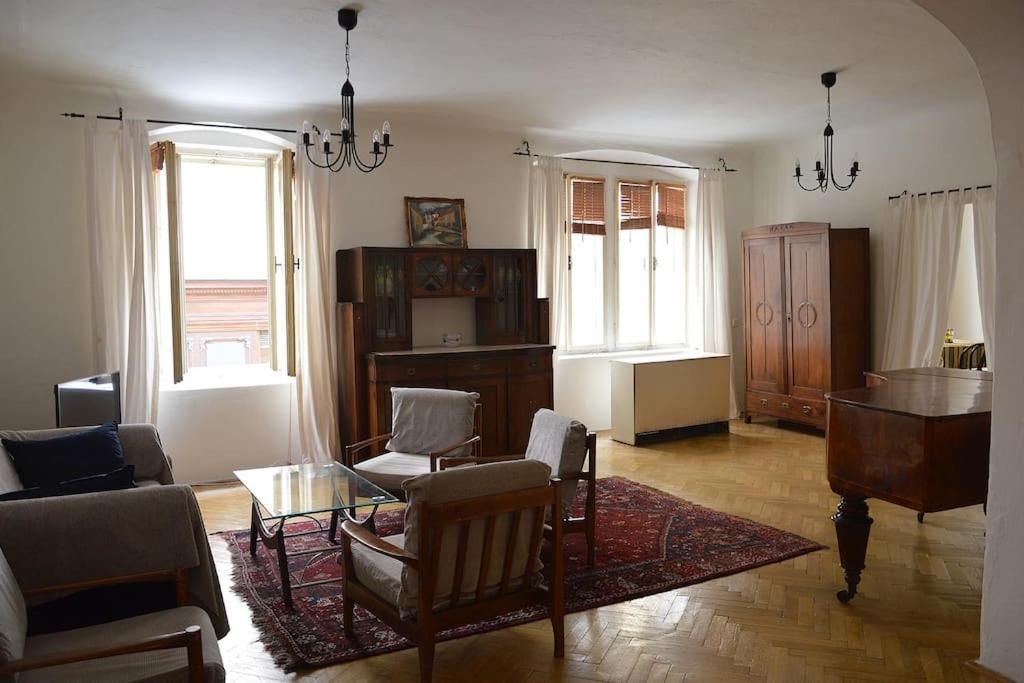 Old Town Herberghaus, 250m To Charles Bridge Apartament Praga